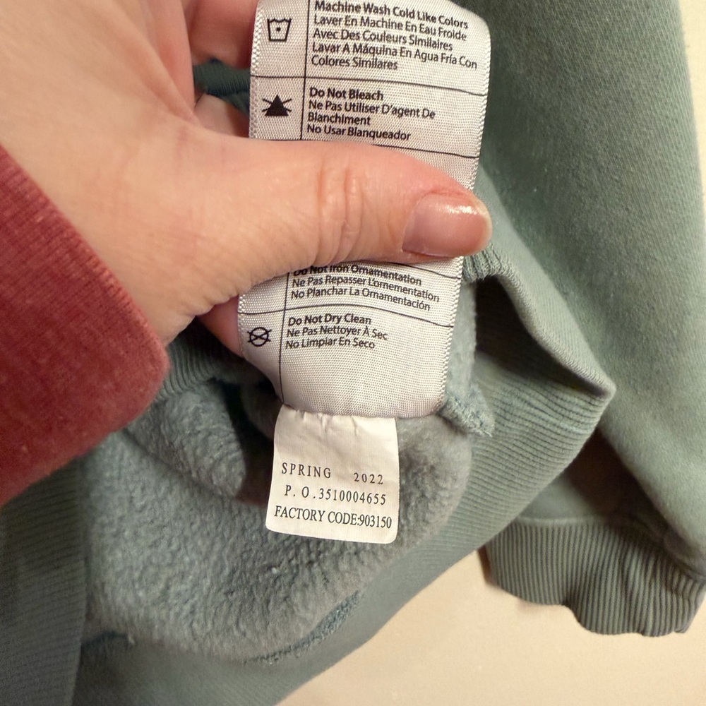 Carhartt women’s green logo hooded sweatshirt size Large - Picture 7 of 9